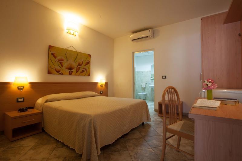 Camping Village Laguna Blu Alghero Exterior foto
